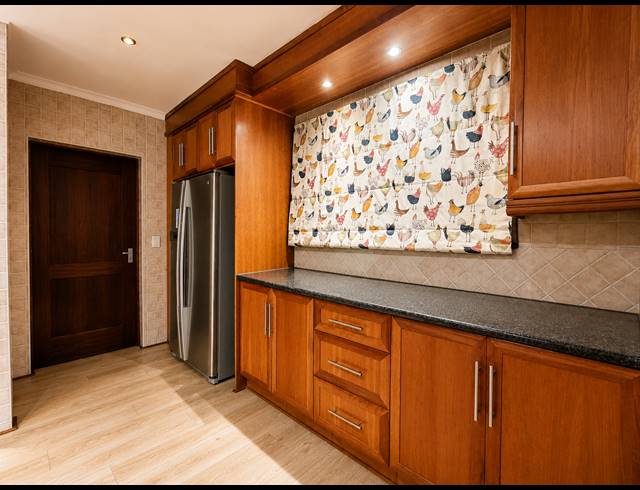 3 BEDROOM TOWNHOUSE FOR SALE IN THREE RIVERS